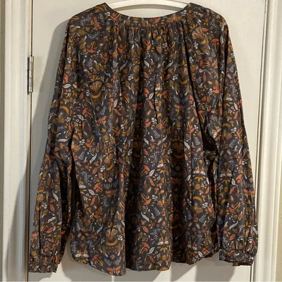 Duluth Women’s XL Printmaker Patterned Button-Up Shirt Mushrooms and Moths - Picture 3 of 9